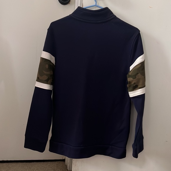 Boys 1/4 zip pullover - Picture 2 of 3